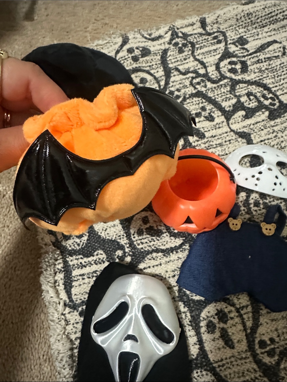 Labubu Halloween Pumpkin & Mask Costumes set of 3 and mini pumpkin pail - Picture 3 of 6